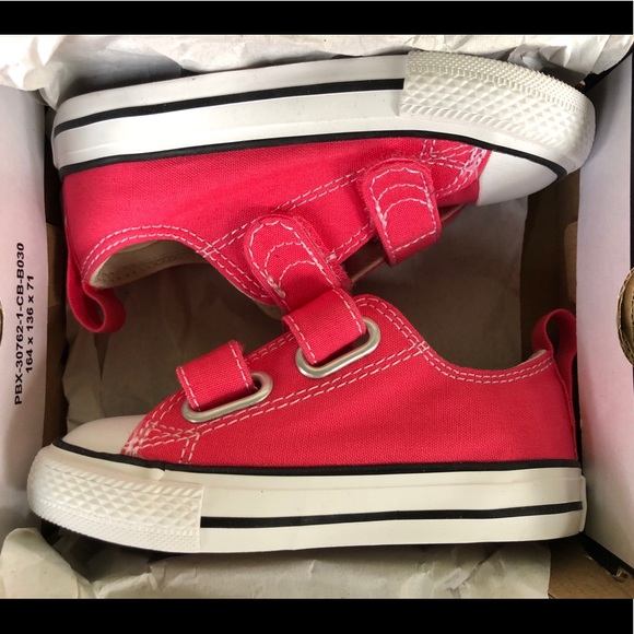 NEW  Converse Toddler All Star 2V Casual Sneakers - Picture 14 of 14